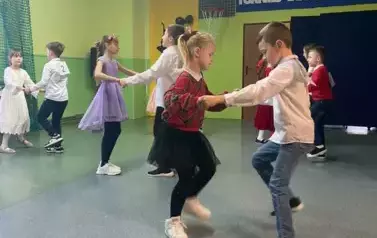 4705