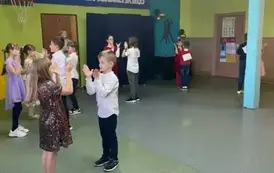 4706